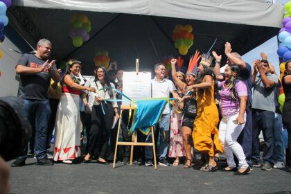 Prefeito inaugura unidade de saúde na região com maior concentração indígena da área urbana de Manaus