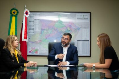 Com articulação de Débora Menezes, Programa das Escolas Cívico-Militares avança no Amazonas