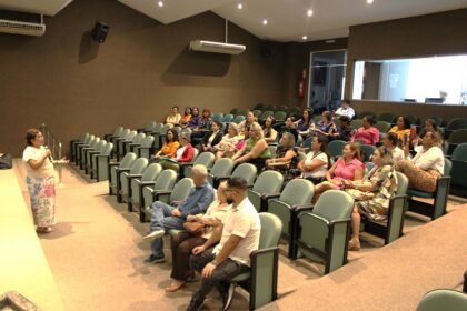 Prefeitura debate saúde mental com servidores da Semasc