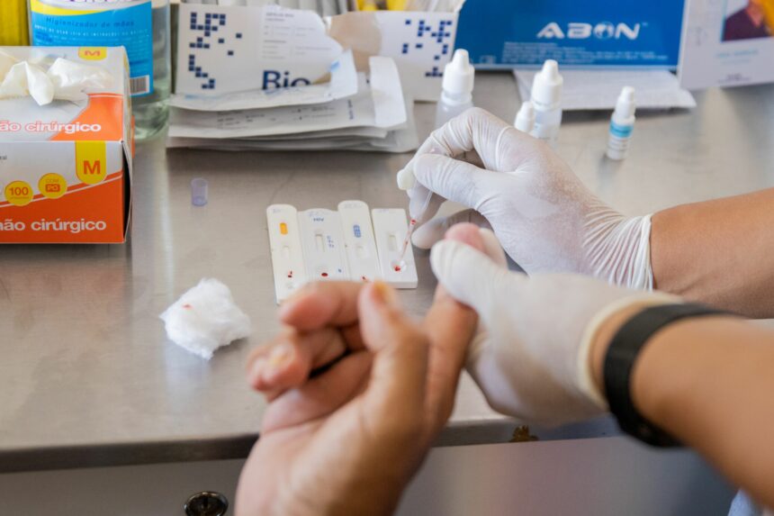 Rede de atendimento às pessoas vivendo com HIV