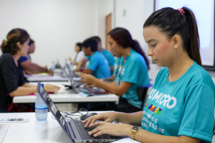 Prefeitura realiza ‘Sine nos Bairros’ em três escolas da cidade