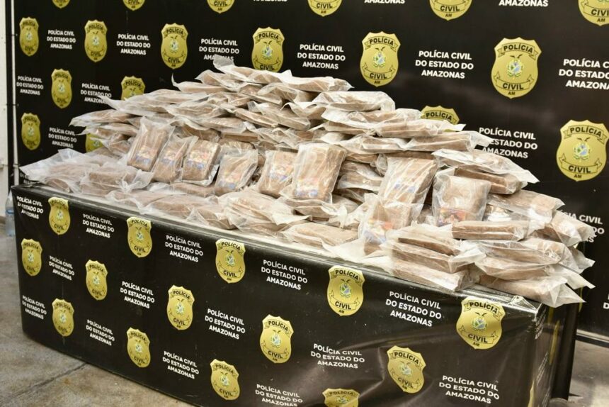 Polícia Civil do Amazonas desarticula laboratório de drogas e apreende cerca de 130 quilos de skunk avaliados em R$ 1 milhão