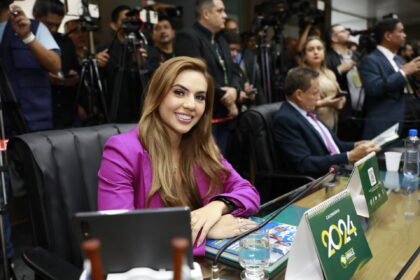 Débora Menezes destaca compromissos e realizações em seu primeiro ano de mandato na Aleam