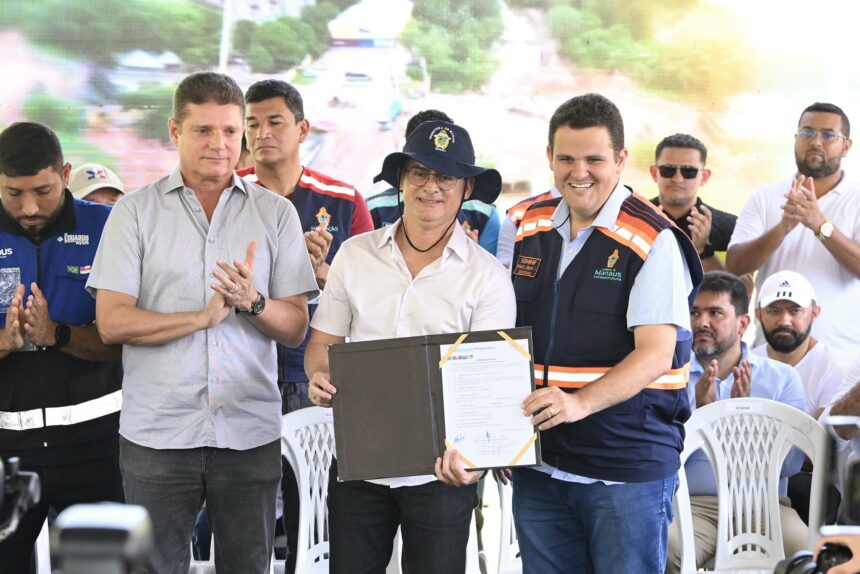 Nota de esclarecimento: David Almeida permanece no Avante