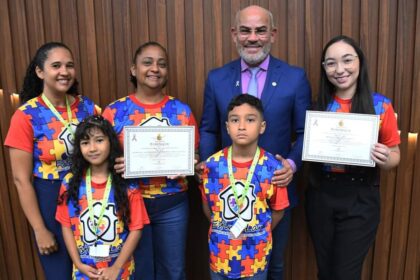 Deputado Cabo Maciel solicita capacitação em TEA para professores e servidores de escolas públicas