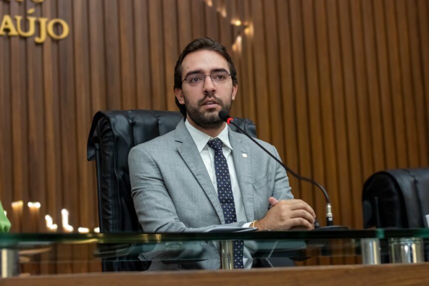 Deputados apresentam Projetos de Lei em benefícios de mulheres e idosos na Assembleia