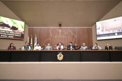 Em Audiência Pública sobre esporotricose, Joana Darc destaca a importância da união dos órgãos de controle