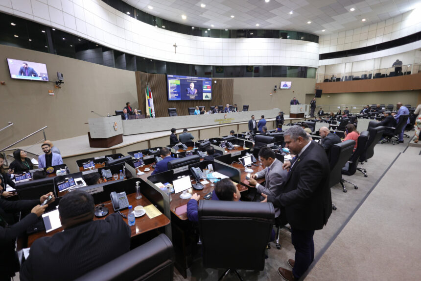 Vereadores debatem 20 Projetos de Lei durante Sessão Plenária desta quarta-feira (28/02)