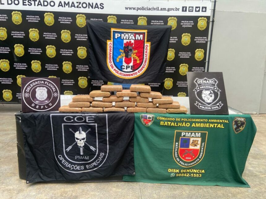 PC-AM, COE e Batalhão de Policiamento Ambiental apreendem 25 quilos de maconha avaliados em cerca de R$ 400 mil