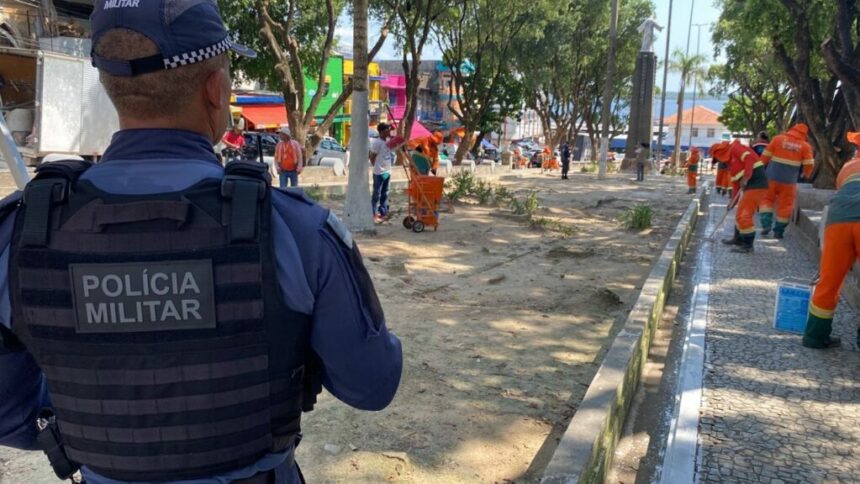 Forças de Segurança promovem ação conjunta em praças no Centro de Manaus
