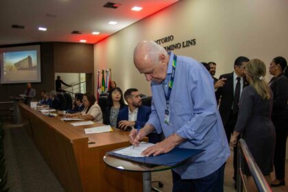 Governo do AM, universidades, Aleam e Ibrachina assinam acordo para oferta de cursos de mandarim em Manaus