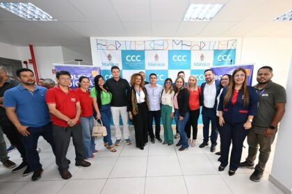 Prefeito lança edital do programa Bolsa Idiomas com 38 mil vagas