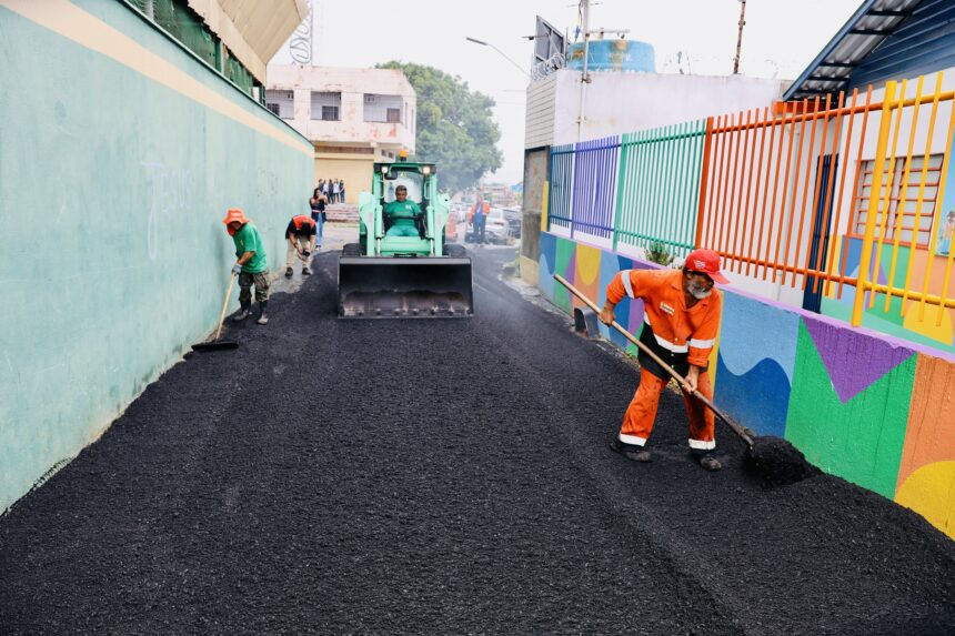 Prefeitura intensifica obras de recapeamento no bairro Compensa