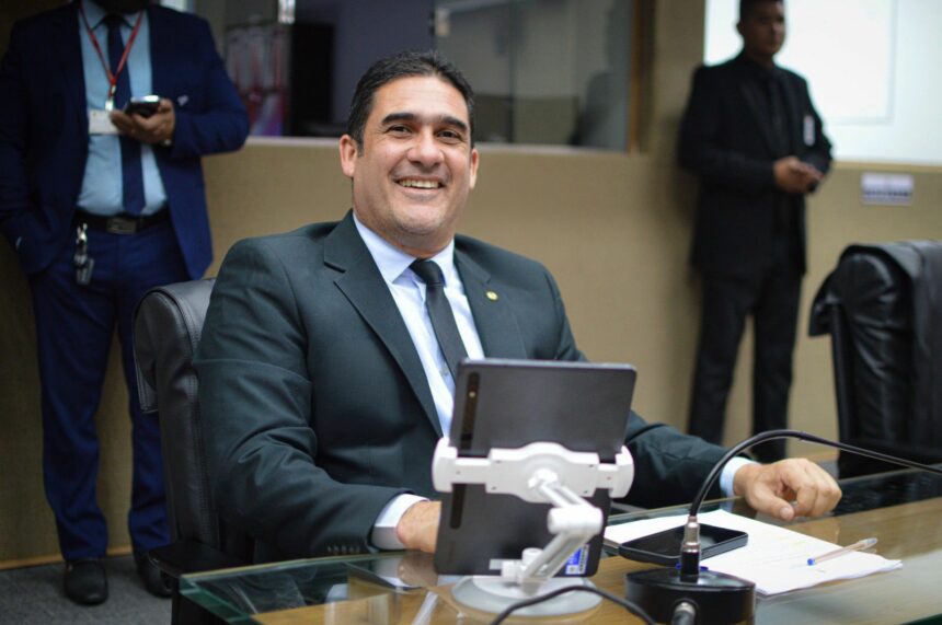 Deputado Cristiano D’Angelo apresenta Projeto de Lei para conceder atendimento prioritário à pessoa com anemia falciforme