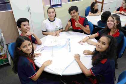 Alunos de Escola de Estadual Tempo Integral participam de curso de astronomia da USP