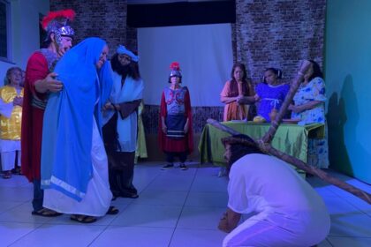 ‘Paixão de Cristo’: Grupo de Teatro da FUnATI intensifica ensaios do espetáculo teatral
