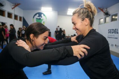 80 alunas do Curso de Defesa Pessoal formam primeiro núcleo exclusivo para mulheres do Formando Campeões