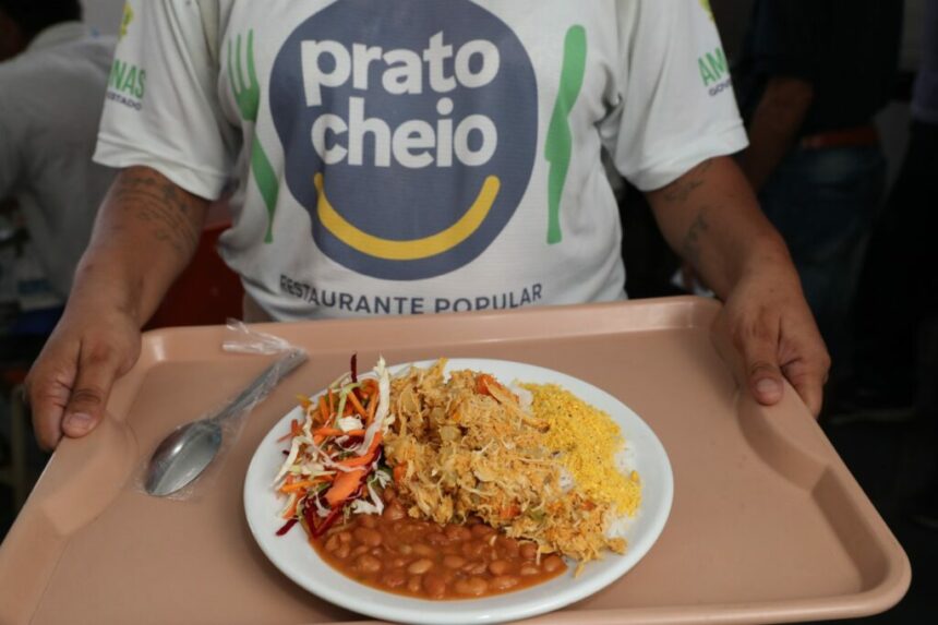 Prato Cheio: Governo do Amazonas serviu mais de 4 milhões de refeições em 2023 e programa é referência nacional no combate à fome