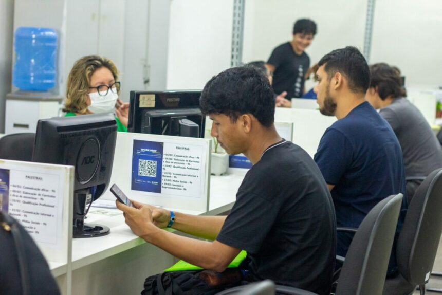Sine Amazonas divulga 210 vagas de emprego para esta quarta-feira