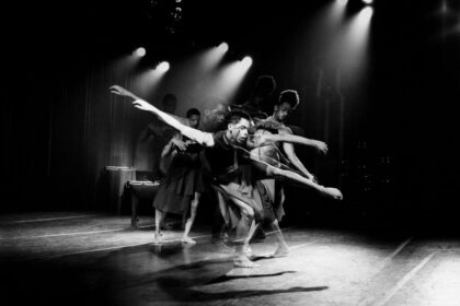 Exposição comemorativa “CDA 25 anos: Um Balé para Cada Cinco” celebra memórias e legado da dança contemporânea