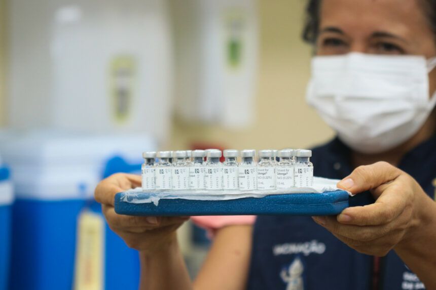 Prefeitura amplia, temporariamente, vacinação contra dengue para 4 a 59 anos
