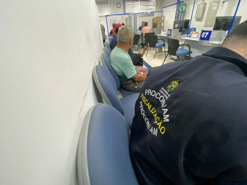 Em Borba, banco é autuado pelo Procon-AM por demora no atendimento ao público