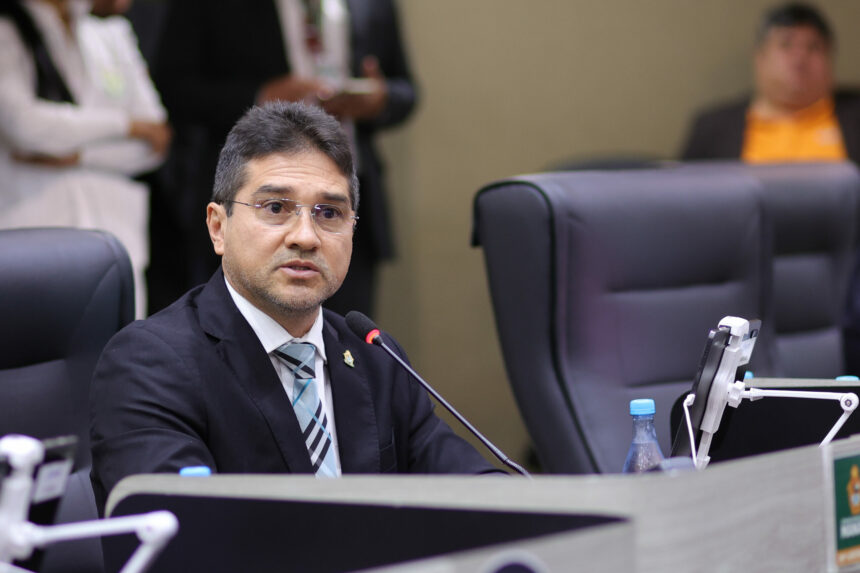 Vereador Jander Lobato oficializa filiação no PSD Manaus