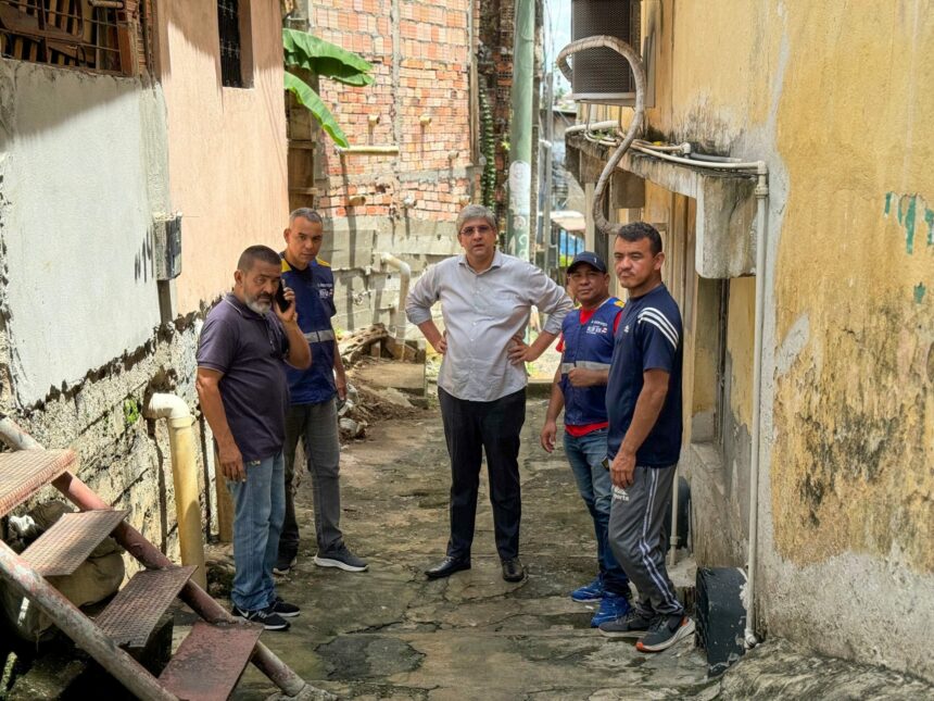 Vereador Joelson Silva solicita melhorias na infraestrutura de beco na Compensa, na zona oeste