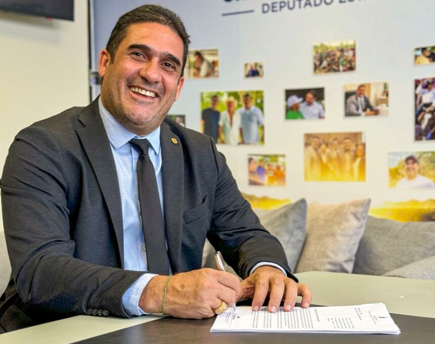Lei de autoria do deputado Cristiano D’Angelo institui o Dia Estadual do Avicultor