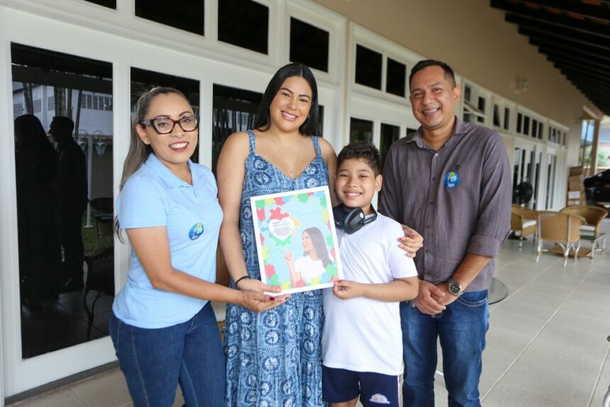 No Dia Mundial de Conscientização sobre o Autismo, família atípica reconhece lei da deputada Mayra Dias como apoio à causa