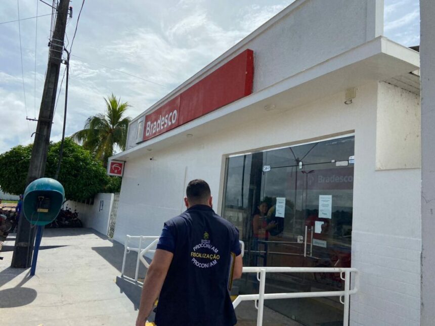 Procon-AM autua agência bancária por irregularidades no atendimento ao público em Novo Aripuanã