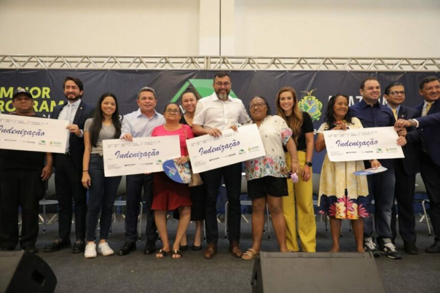 “Vai mudar a vida de muitas pessoas, inclusive a minha e dos meus irmãos”, diz moradora da Sharp reassentada pelo Governo do Amazonas