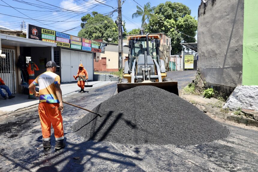 Prefeitura avanço na recuperação asfáltica do beco São Bernardo