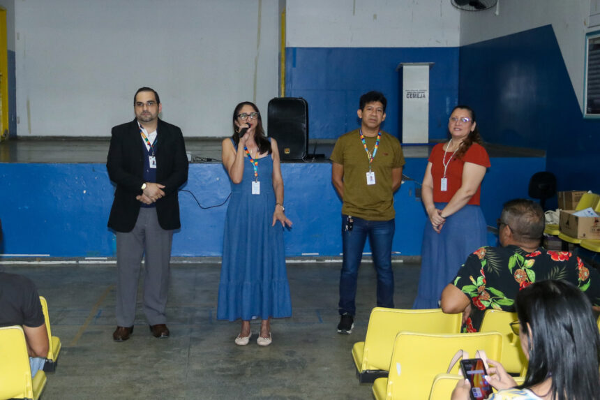 Prefeitura realiza oficina voltada aos professores da 6ª e 7ª etapa da EJA