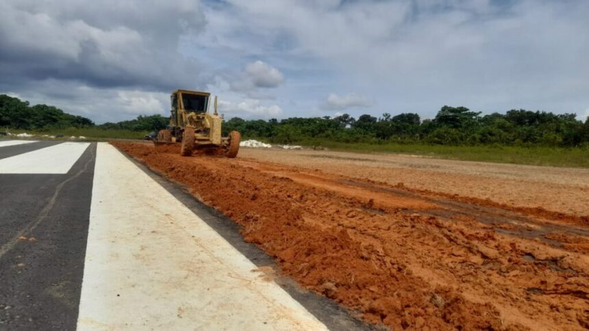 Governo do Amazonas avança com obra de reforma do aeroporto de Barcelos