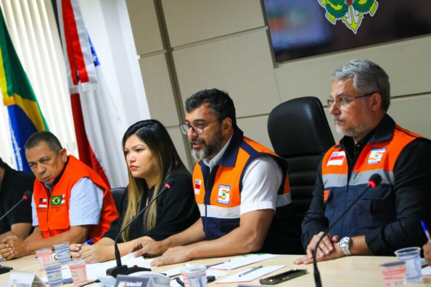 Operação estiagem: Wilson Lima anuncia licenças para dragagens de rios do estado a fim de garantir navegabilidade