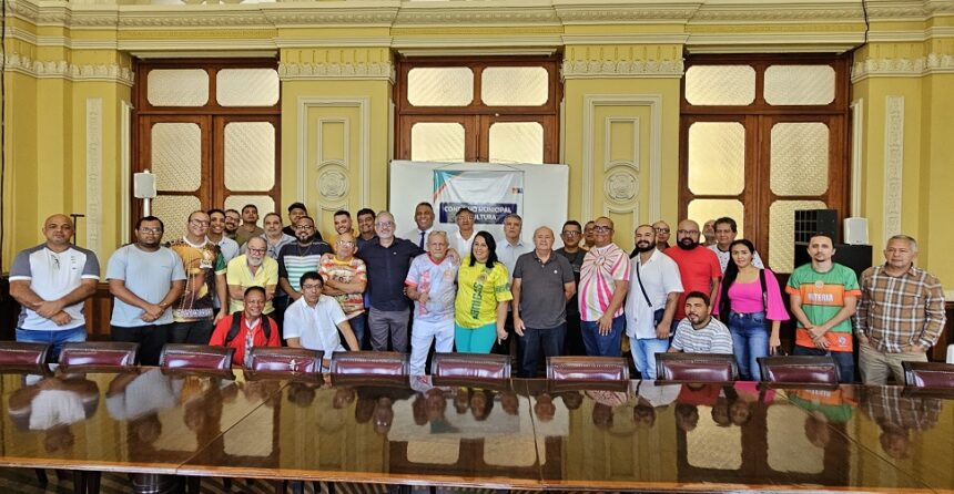 Concultura reúne escolas de samba para orientar sobre a Pnab