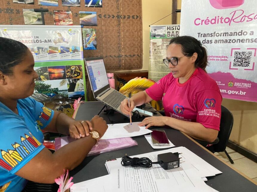 Em Manacapuru, Seas leva atendimento do Crédito Rosa e Prato Cheio para ação social