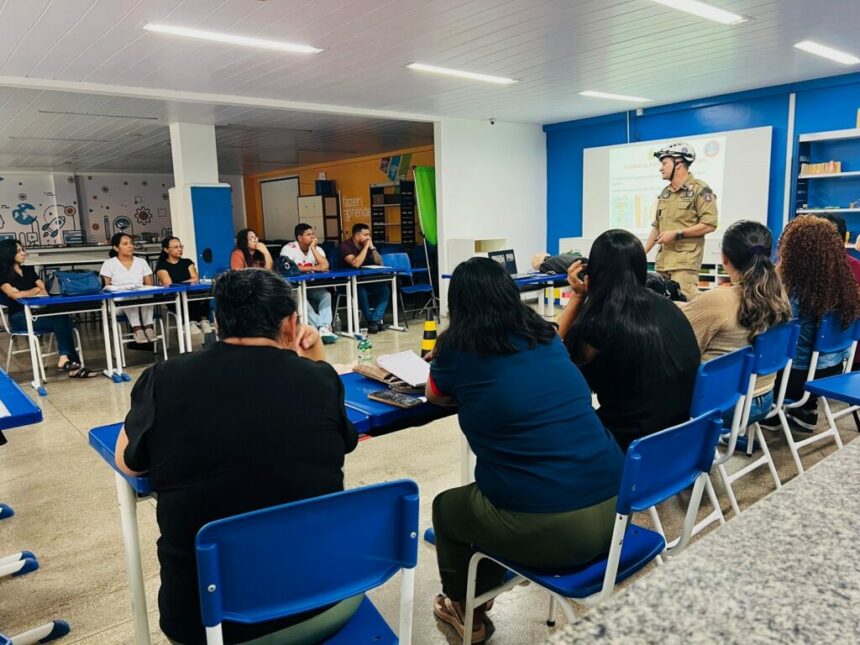 Projeto ‘Trilhas do Saber’ finaliza primeira etapa de formação de educadores da rede estadual na capital