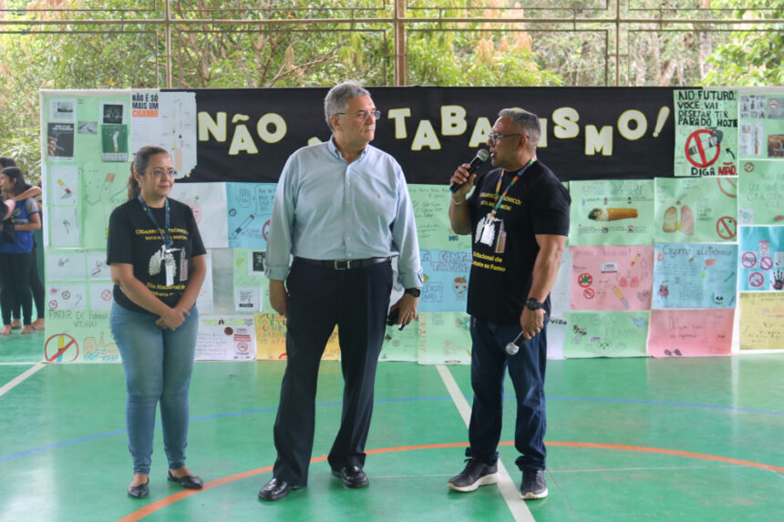 Ação em escola da zona rural de Manaus alerta sobre perigos do cigarro eletrônico