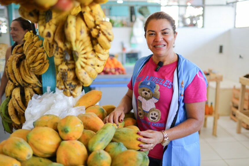 No Santa Etelvina: Governo do Amazonas entrega feira Padre Rogério Ruvoletto totalmente revitalizada