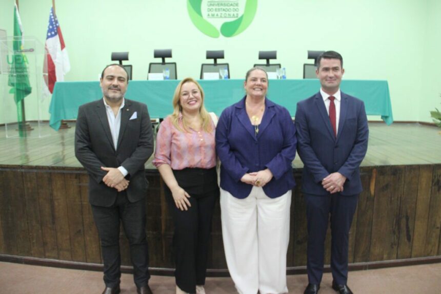 Saúde realiza seminário com foco na melhoria dos processos de qualidade e gestão hospitalar no Amazonas