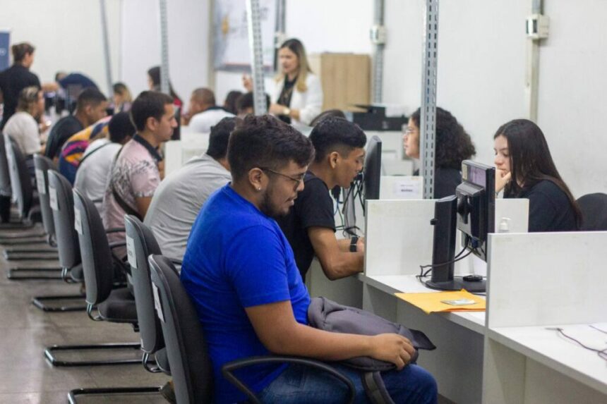 Sine Amazonas divulga 168 vagas de emprego para esta quinta-feira