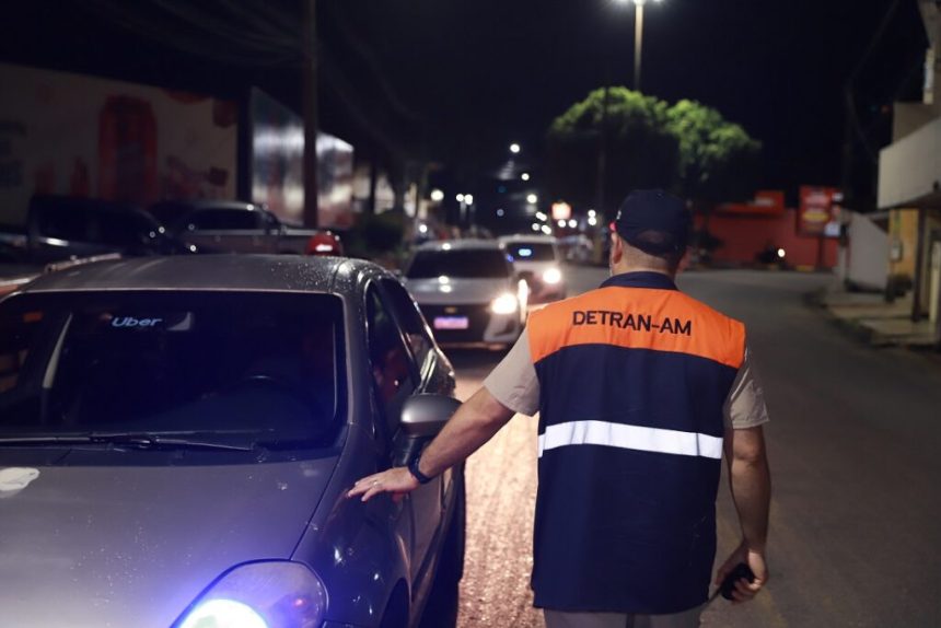 Festival de Parintins 2024: Detran-AM inicia blitz educativa para reforçar a segurança do trânsito na ilha