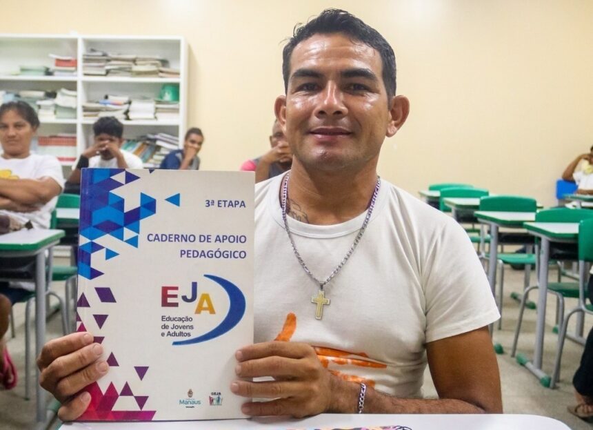 Prefeitura de Manaus comemora os avanços na Educação de Jovens e Adultos