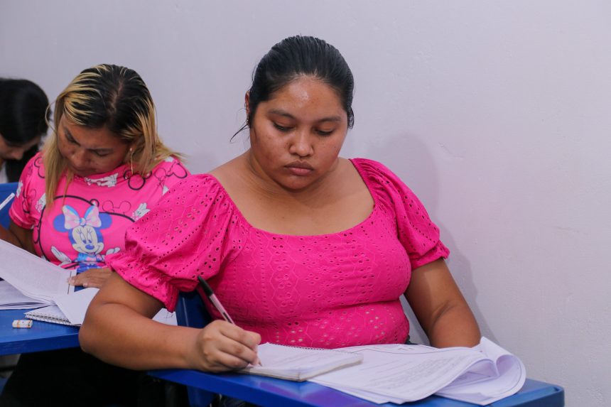 Prefeitura de Manaus divulga lista de selecionados em curso básico de ‘Manicure e Pedicure’
