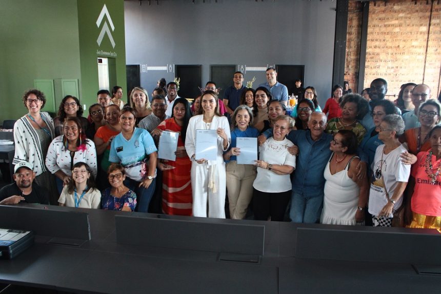 Prefeitura, ONU e sociedade civil entregam 1º Plano Municipal de Políticas Públicas para Migração, Refúgio e Apatridia