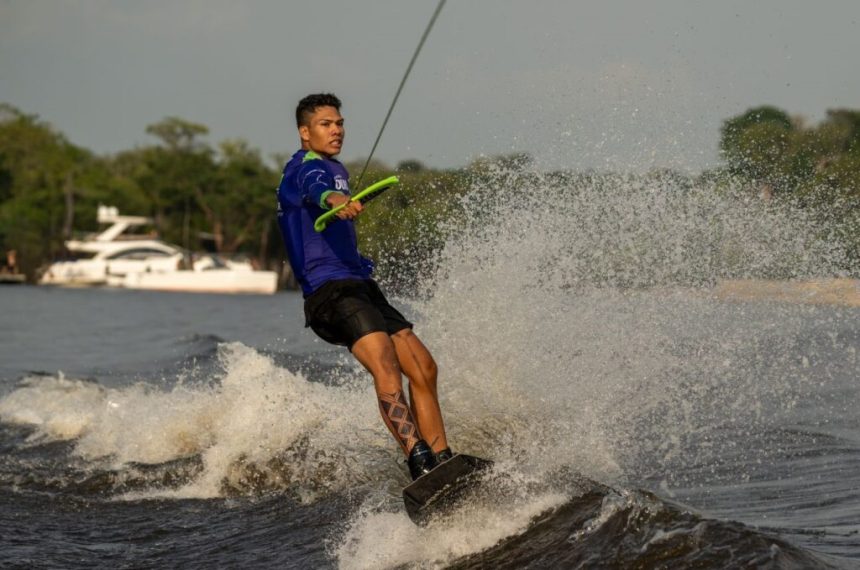 Jajá do Wake é vice-campeão em competição nacional de wakeboard
