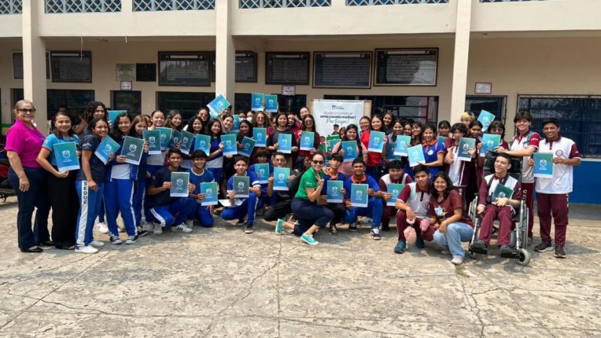Alunos da rede estadual em Tefé recebem capacitação cidadã do projeto “Aluno Ouvidor’’
