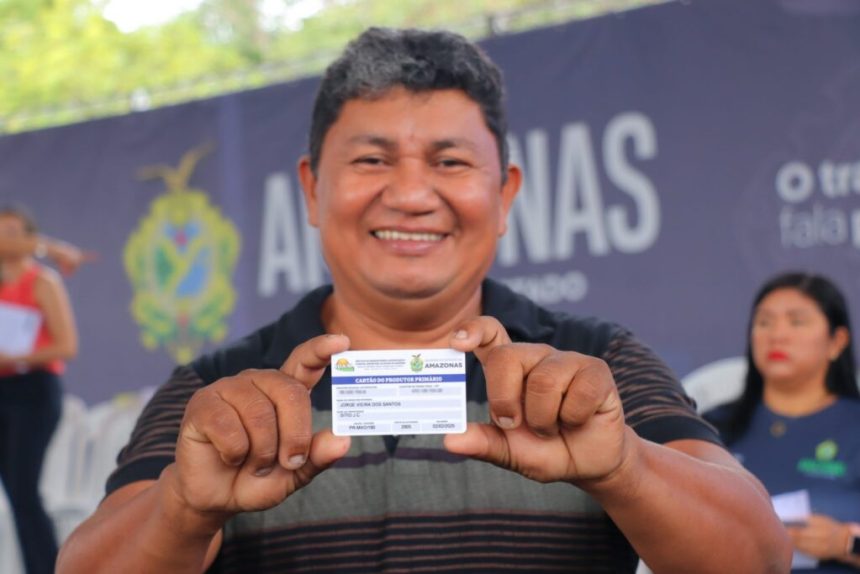 Idam leva regularização de documentos rurais à comunidade do município de Autazes